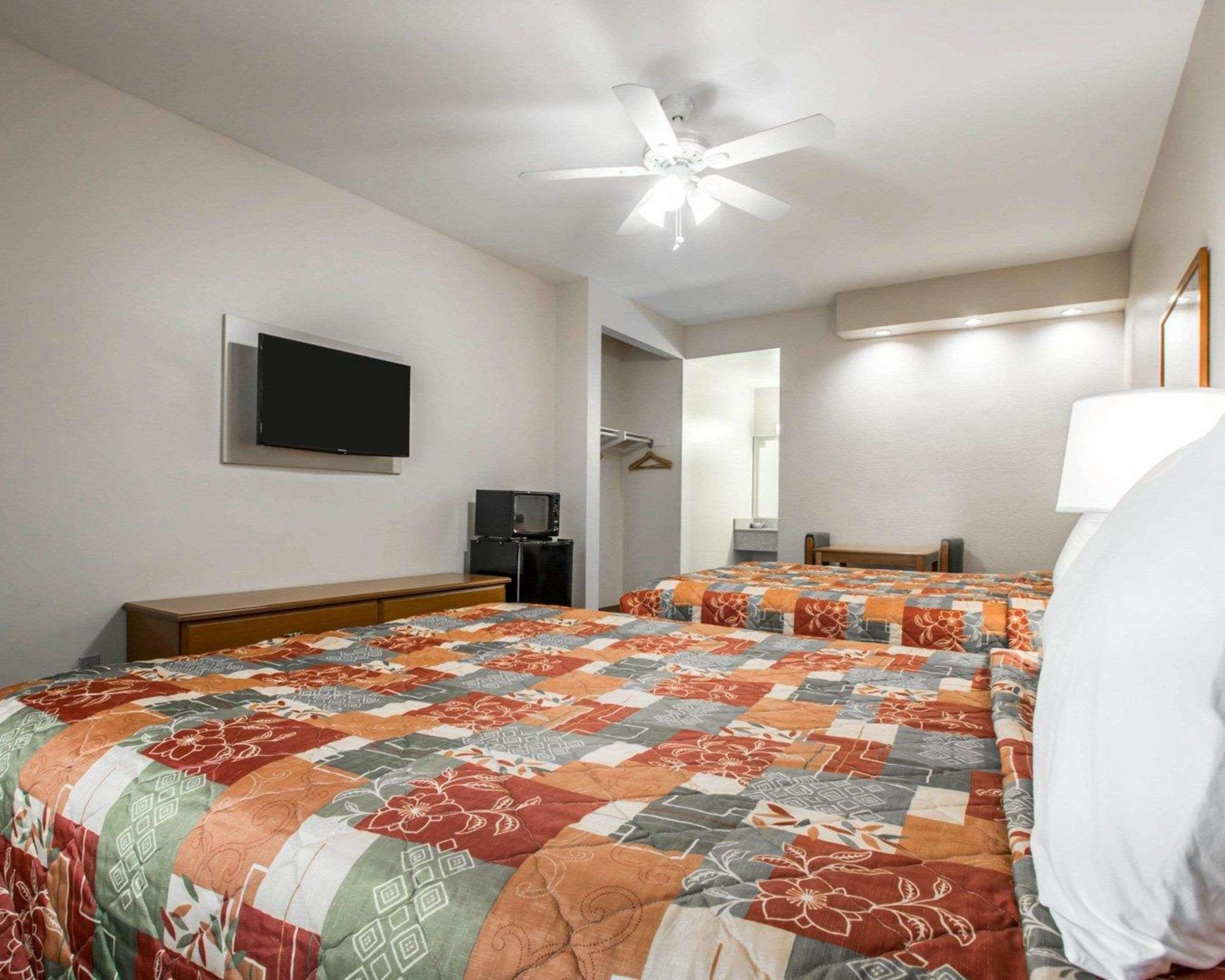Rodeway Inn Encinitas North ภายนอก รูปภาพ