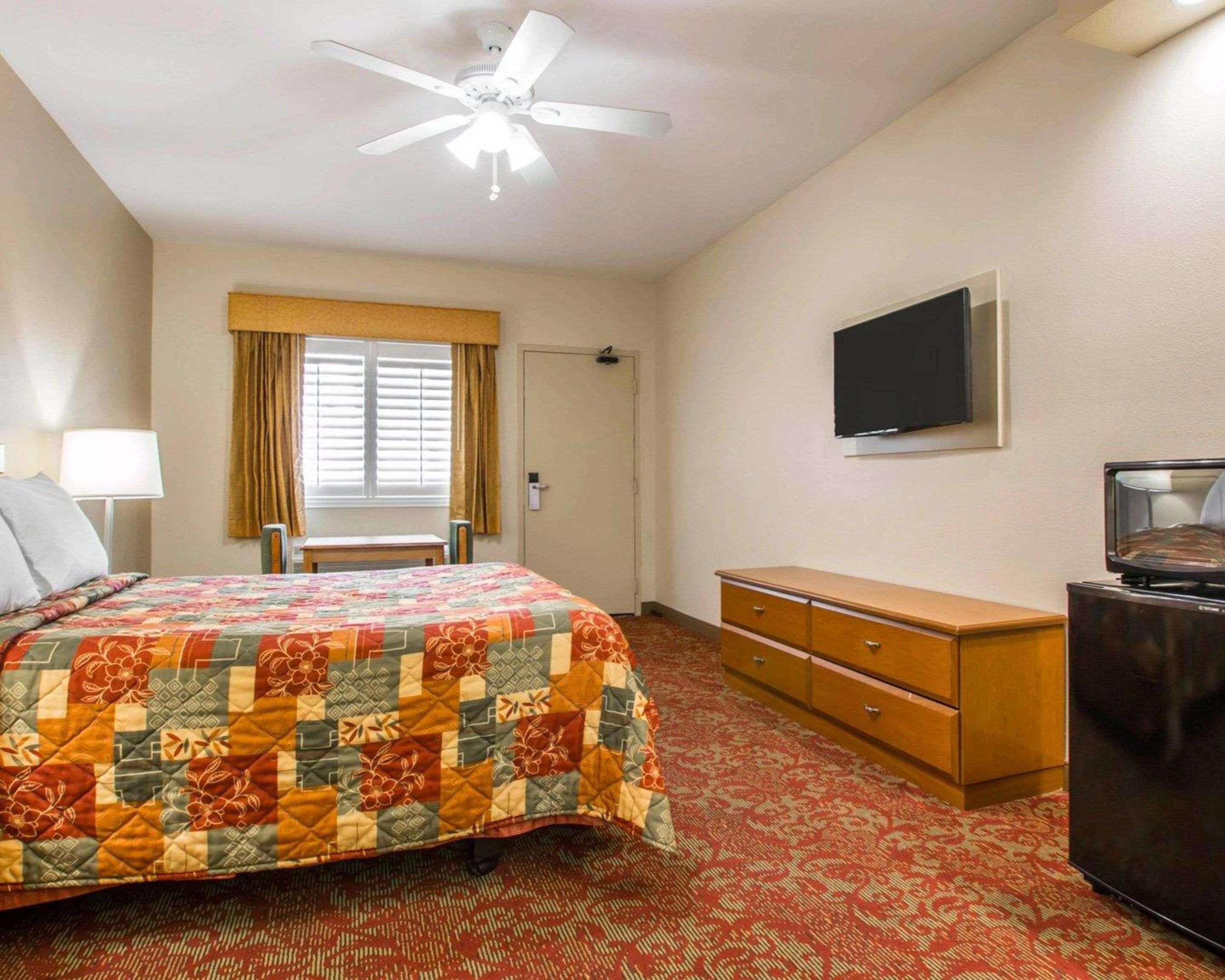 Rodeway Inn Encinitas North ภายนอก รูปภาพ