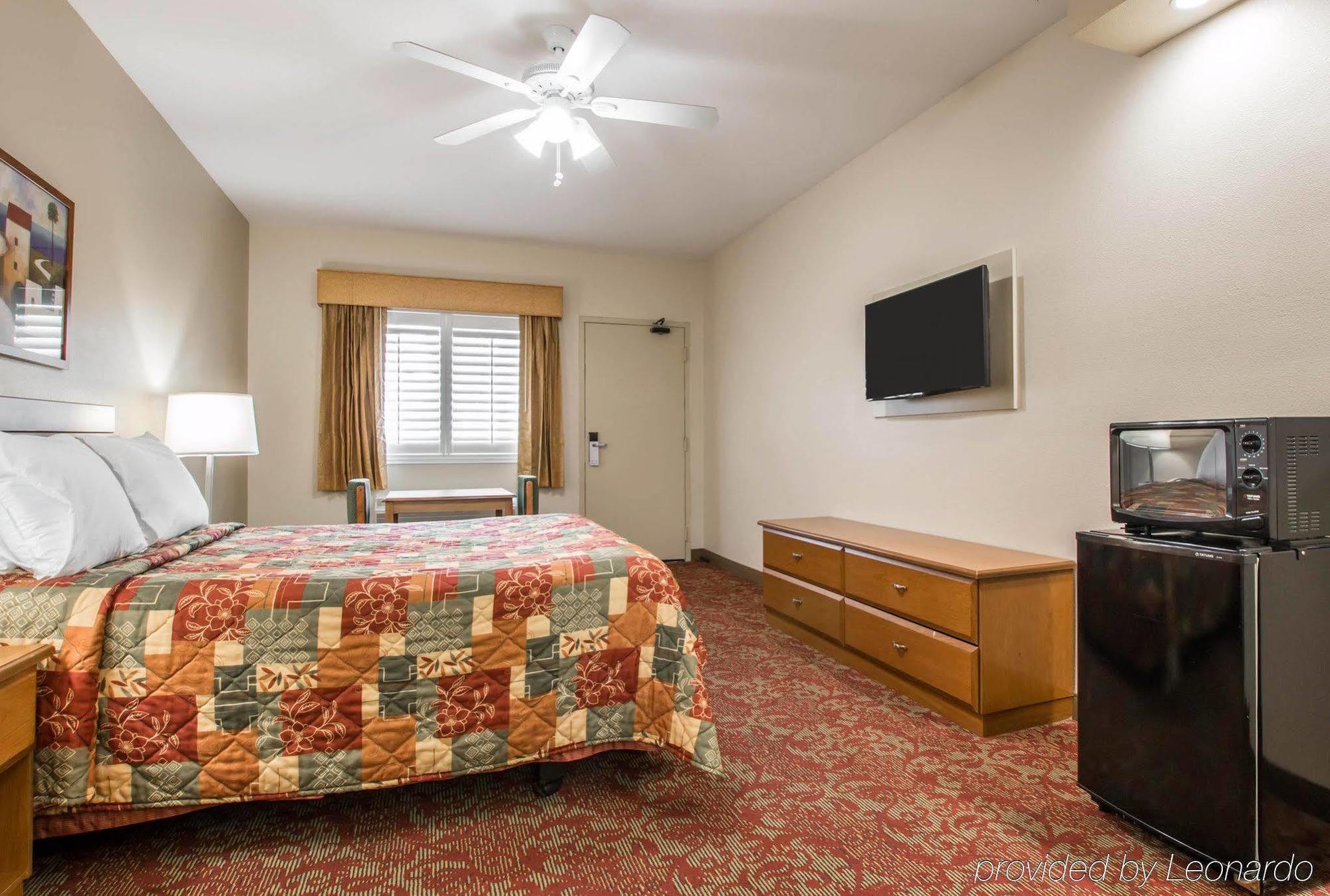 Rodeway Inn Encinitas North ภายนอก รูปภาพ